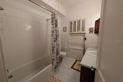 Villa ou maison à louer à Sarasota, Floride: 2 chambres, 108.51 m2 № 2206427 - photo 18