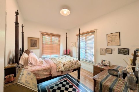 Villa ou maison à louer à Sarasota, Floride: 2 chambres, 108.51 m2 № 2206427 - photo 17