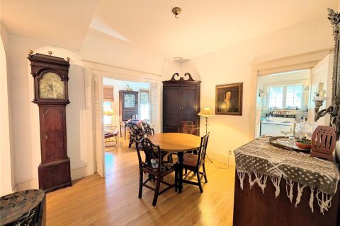 Villa ou maison à louer à Sarasota, Floride: 2 chambres, 108.51 m2 № 2206427 - photo 11