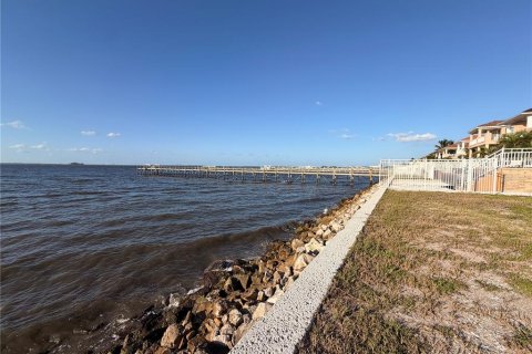 Terreno en venta en Apollo Beach, Florida № 2427230 - foto 7