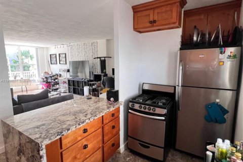 Купить кондоминиум в Майами-Бич, Флорида 1 спальня, 67.82м2, № 1956341 - фото 15