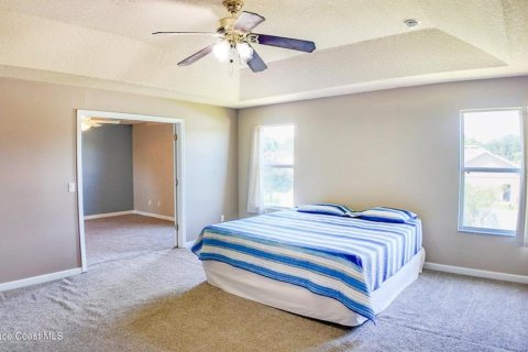 Villa ou maison à vendre à Kissimmee, Floride: 5 chambres, 295.71 m2 № 2415461 - photo 9