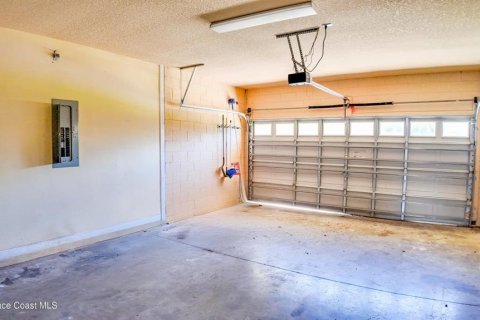 Villa ou maison à vendre à Kissimmee, Floride: 5 chambres, 295.71 m2 № 2415461 - photo 20