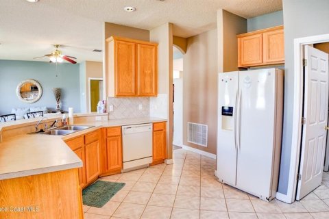 Villa ou maison à vendre à Kissimmee, Floride: 5 chambres, 295.71 m2 № 2415461 - photo 3
