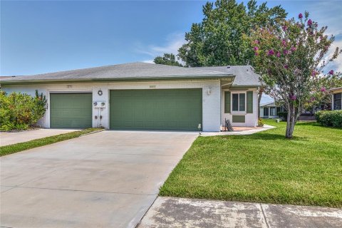 Villa ou maison à Palm Harbor, Floride 2 chambres, 123.75 m2 № 2318396