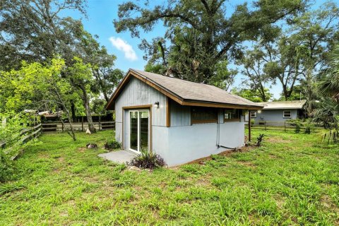 Commercial property in DeLand, Florida 3 bedrooms, 117.52 sq.m. № 2093037 - photo 10