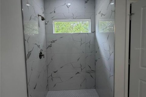 Villa ou maison à louer à Ocala, Floride: 4 chambres, 171.87 m2 № 2148591 - photo 11