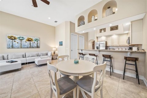 Touwnhouse à vendre à Indian Harbour Beach, Floride: 3 chambres, 215.72 m2 № 1625040 - photo 2