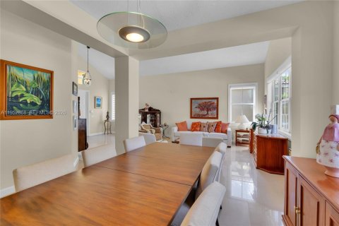 Купить виллу или дом в Уэстон, Флорида 5 спален, 257.8м2, № 2009017 - фото 14