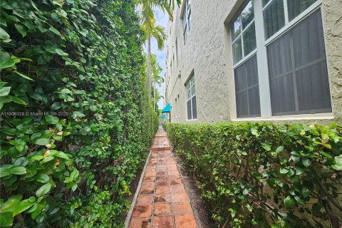 Condominio en venta en Miami Beach, Florida, 1 dormitorio, 48.31 m2 № 1738983 - foto 17