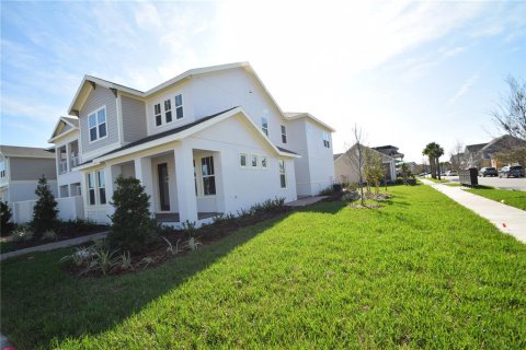 Touwnhouse à vendre à Orlando, Floride: 3 chambres, 185.8 m2 № 1914372 - photo 2