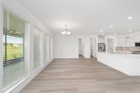 House in Ocala, Florida 2 bedrooms, 231.61 sq.m. № 1911294 - photo 16