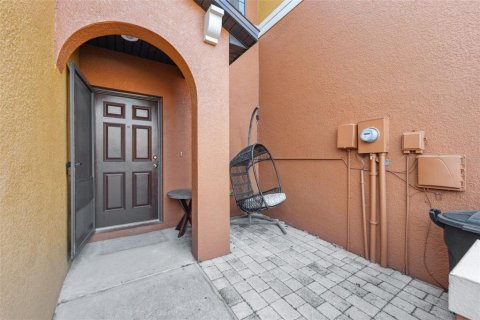 Touwnhouse à vendre à Wesley Chapel, Floride: 3 chambres, 151.43 m2 № 1745318 - photo 3