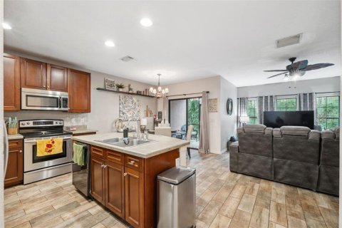 Touwnhouse à vendre à Wesley Chapel, Floride: 3 chambres, 151.43 m2 № 1745318 - photo 6