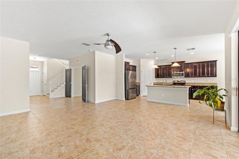 House in Kissimmee, Florida 7 bedrooms, 362.23 sq.m. № 2219232 - photo 13