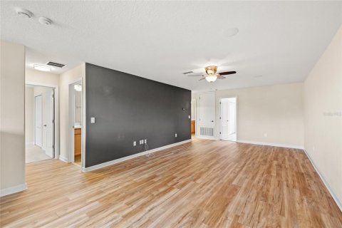 House in Kissimmee, Florida 7 bedrooms, 362.23 sq.m. № 2219232 - photo 25
