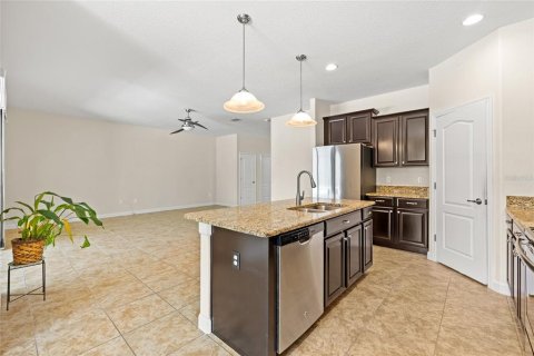 House in Kissimmee, Florida 7 bedrooms, 362.23 sq.m. № 2219232 - photo 14