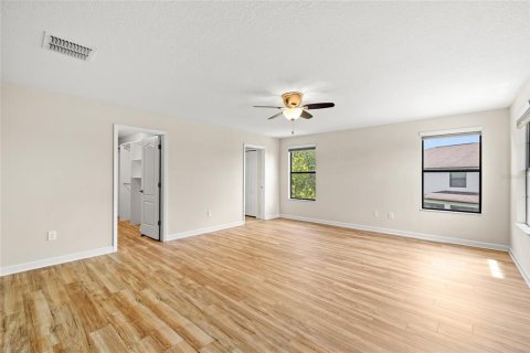 House in Kissimmee, Florida 7 bedrooms, 362.23 sq.m. № 2219232 - photo 26