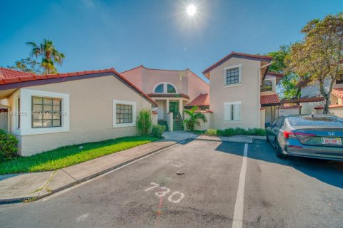 Купить таунхаус в Плантация, Флорида 3 спальни, 137.87м2, № 2052161 - фото 26