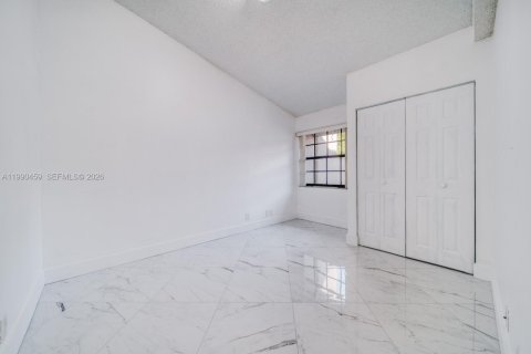 Купить таунхаус в Плантация, Флорида 3 спальни, 137.87м2, № 2052161 - фото 9