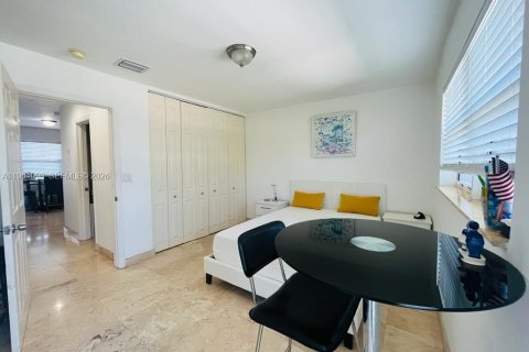 Condominio en alquiler en Miami Beach, Florida, 1 dormitorio, 38.83 m2 № 2020626 - foto 13