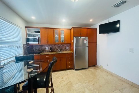 Condominio en alquiler en Miami Beach, Florida, 1 dormitorio, 38.83 m2 № 2020626 - foto 6
