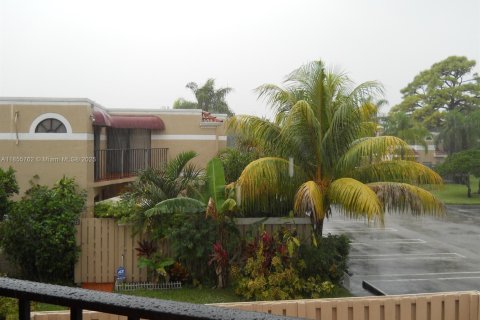 Townhouse in Delray Beach, Florida 3 bedrooms, 123.19 sq.m. № 1877975 - photo 1