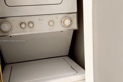 Townhouse in Delray Beach, Florida 3 bedrooms, 123.19 sq.m. № 1877975 - photo 11