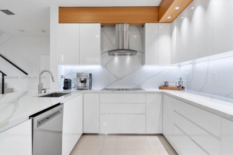 Купить виллу или дом в Майами, Флорида 5 спален, 261.24м2, № 2248361 - фото 28