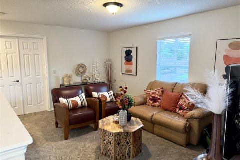 Casa en venta en Orlando, Florida, 4 dormitorios, 354.52 m2 № 1917349 - foto 29