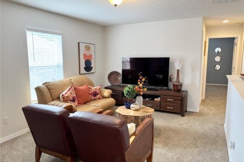 Casa en venta en Orlando, Florida, 4 dormitorios, 354.52 m2 № 1917349 - foto 28