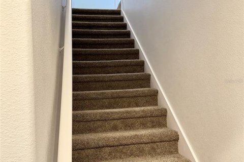 Casa en venta en Orlando, Florida, 4 dormitorios, 354.52 m2 № 1917349 - foto 26