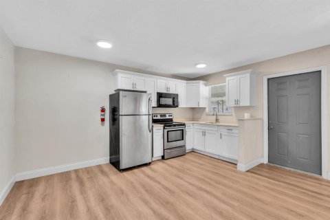Appartement à louer à Hallandale Beach, Floride: 1 chambre, 286.98 m2 № 2181440 - photo 9