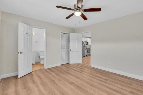 Appartement à louer à Hallandale Beach, Floride: 1 chambre, 286.98 m2 № 2181440 - photo 17