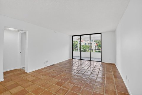 Copropriété à vendre à Delray Beach, Floride: 2 chambres, 101.26 m2 № 2388466 - photo 4