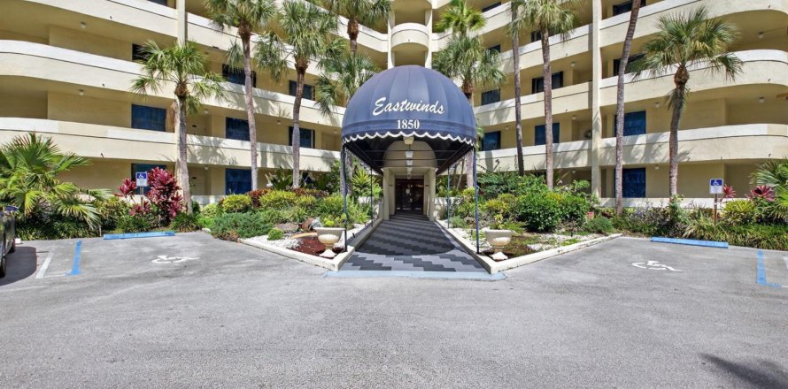 Condo à Delray Beach, Floride, 2 chambres  № 2388466