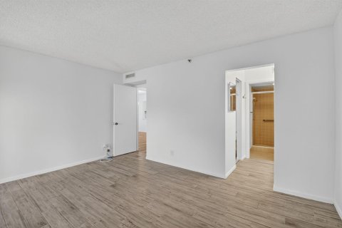 Copropriété à vendre à Delray Beach, Floride: 2 chambres, 101.26 m2 № 2388466 - photo 13