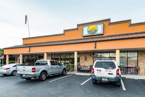 Commercial property in Valrico, Florida 3219.06 sq.m. № 2109640 - photo 22