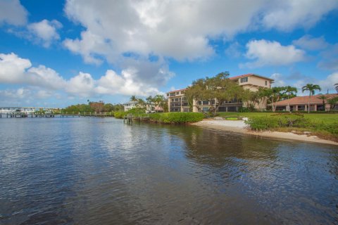 Copropriété à vendre à Stuart, Floride: 2 chambres, 145.02 m2 № 2178798 - photo 22