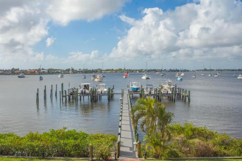 Copropriété à vendre à Stuart, Floride: 2 chambres, 145.02 m2 № 2178798 - photo 3