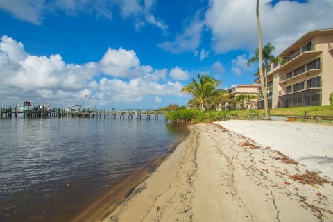 Copropriété à vendre à Stuart, Floride: 2 chambres, 145.02 m2 № 2178798 - photo 26