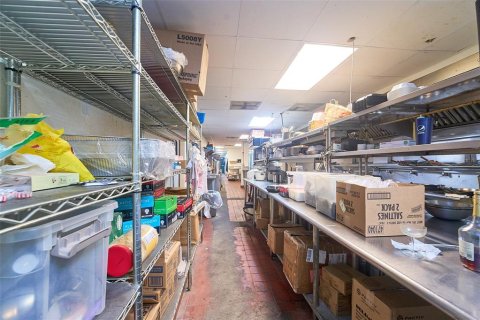 Commercial property in Brandon, Florida 454.29 sq.m. № 2139736 - photo 29