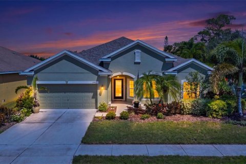 Casa en Ruskin, Florida 4 dormitorios, 244.05 m2 № 2349894