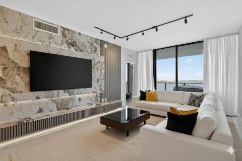 Copropriété à louer à Miami, Floride: 3 chambres, 143.53 m2 № 2422326 - photo 7