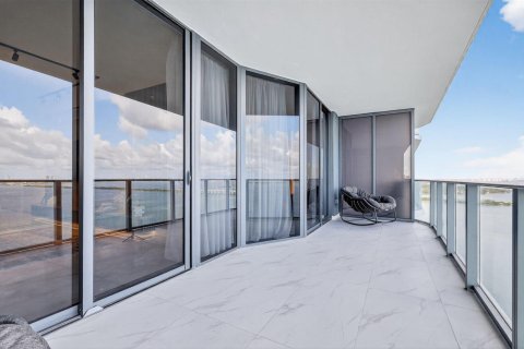Copropriété à louer à Miami, Floride: 3 chambres, 143.53 m2 № 2422326 - photo 29