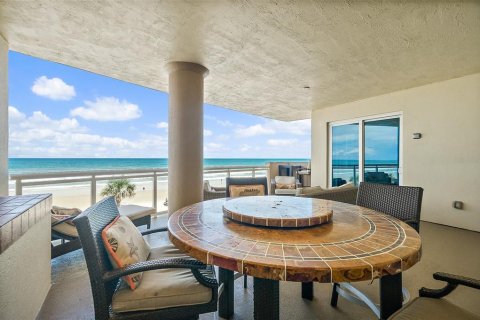 Copropriété à vendre à Daytona Beach Shores, Floride: 3 chambres, 264.59 m2 № 2376864 - photo 2