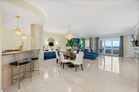 Copropriété à vendre à Daytona Beach Shores, Floride: 3 chambres, 264.59 m2 № 2376864 - photo 12