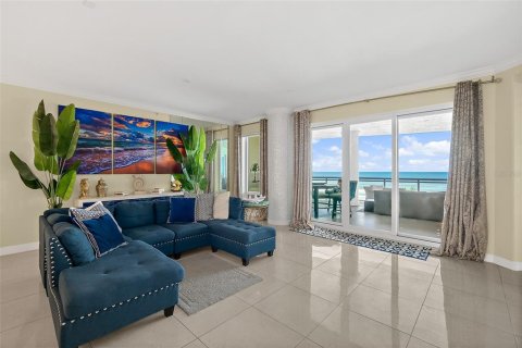 Copropriété à vendre à Daytona Beach Shores, Floride: 3 chambres, 264.59 m2 № 2376864 - photo 13