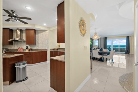 Copropriété à vendre à Daytona Beach Shores, Floride: 3 chambres, 264.59 m2 № 2376864 - photo 26