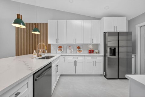 Apartment in Boynton Beach, Florida 2 bedrooms, 124.49 sq.m. № 2246758 - photo 4